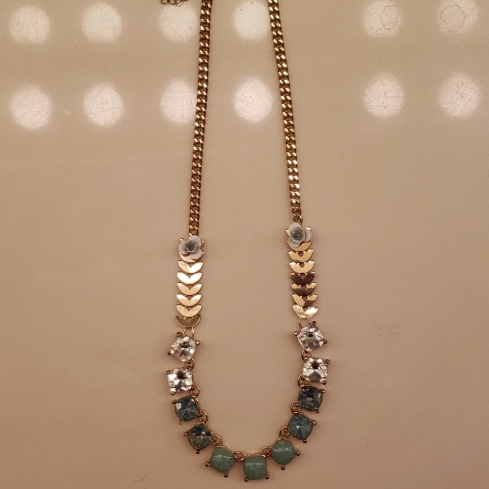 LOFT necklace